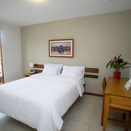 Hotel Acosta Iquitos Ngoại thất bức ảnh