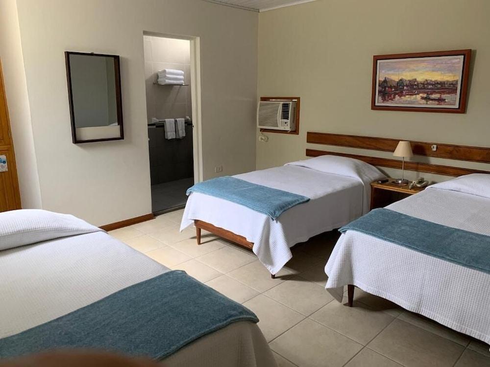 Hotel Acosta Iquitos Ngoại thất bức ảnh