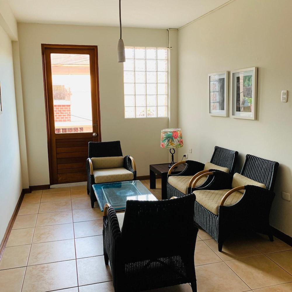 Hotel Acosta Iquitos Ngoại thất bức ảnh