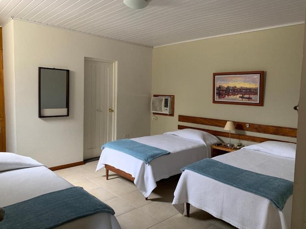 Hotel Acosta Iquitos Ngoại thất bức ảnh