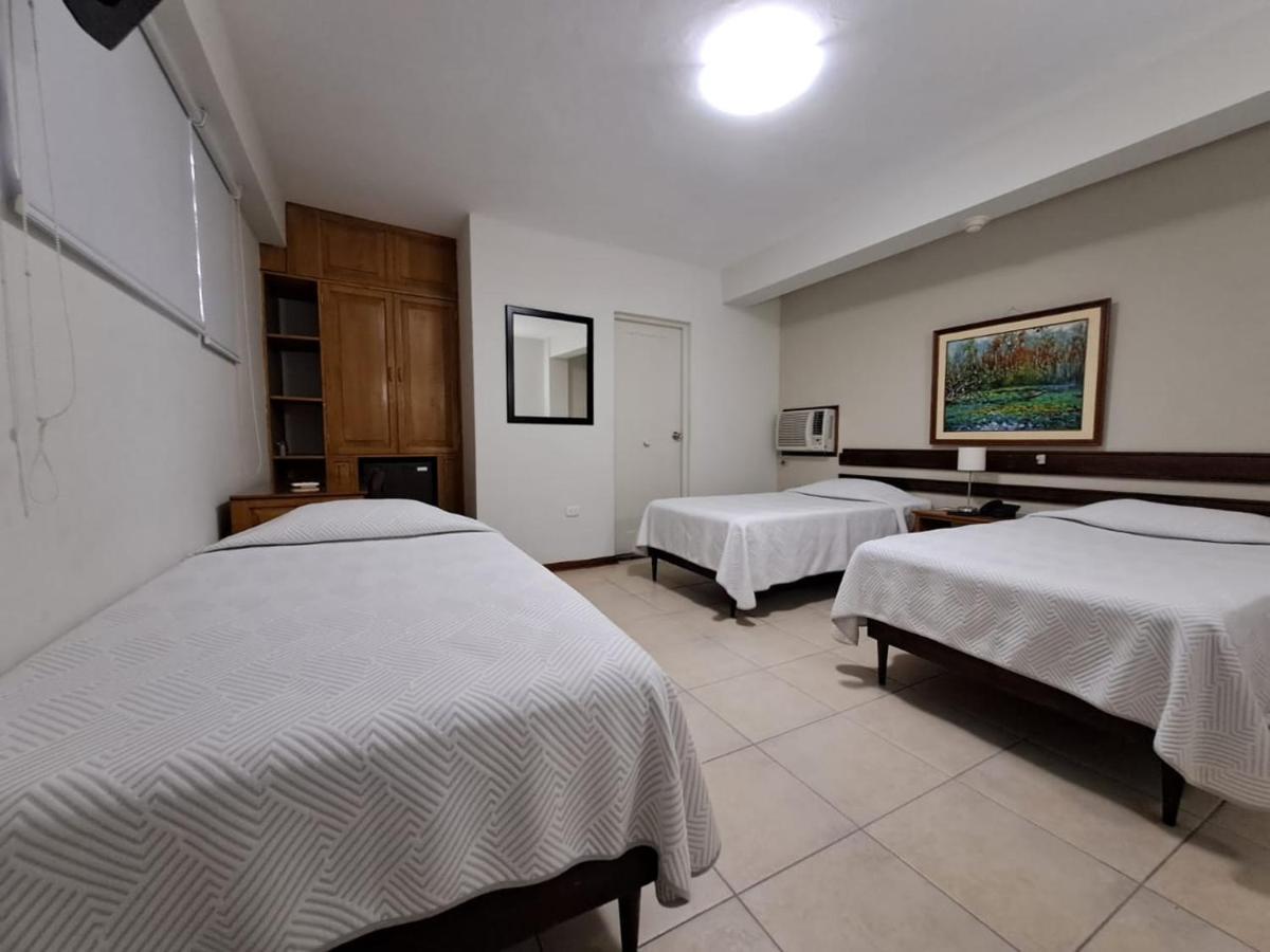 Hotel Acosta Iquitos Ngoại thất bức ảnh