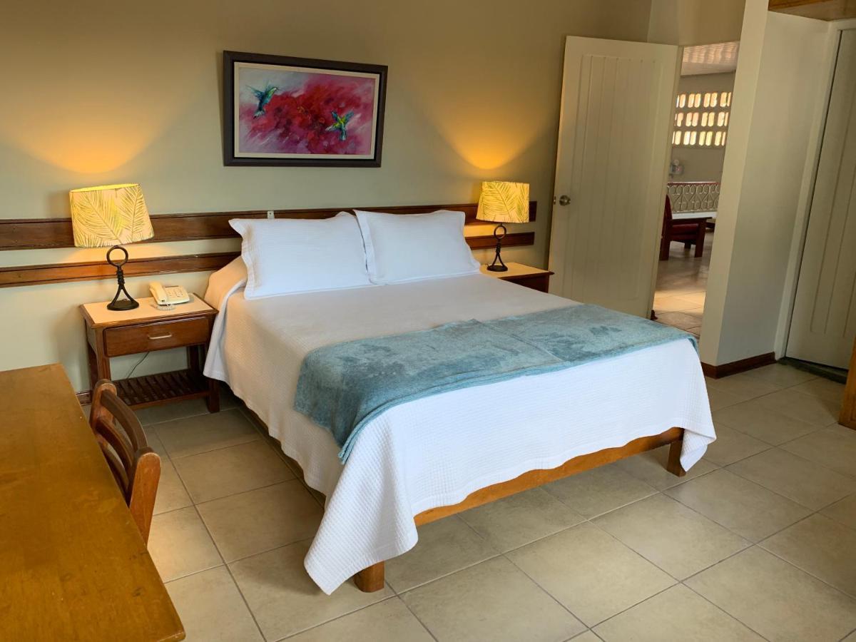 Hotel Acosta Iquitos Ngoại thất bức ảnh