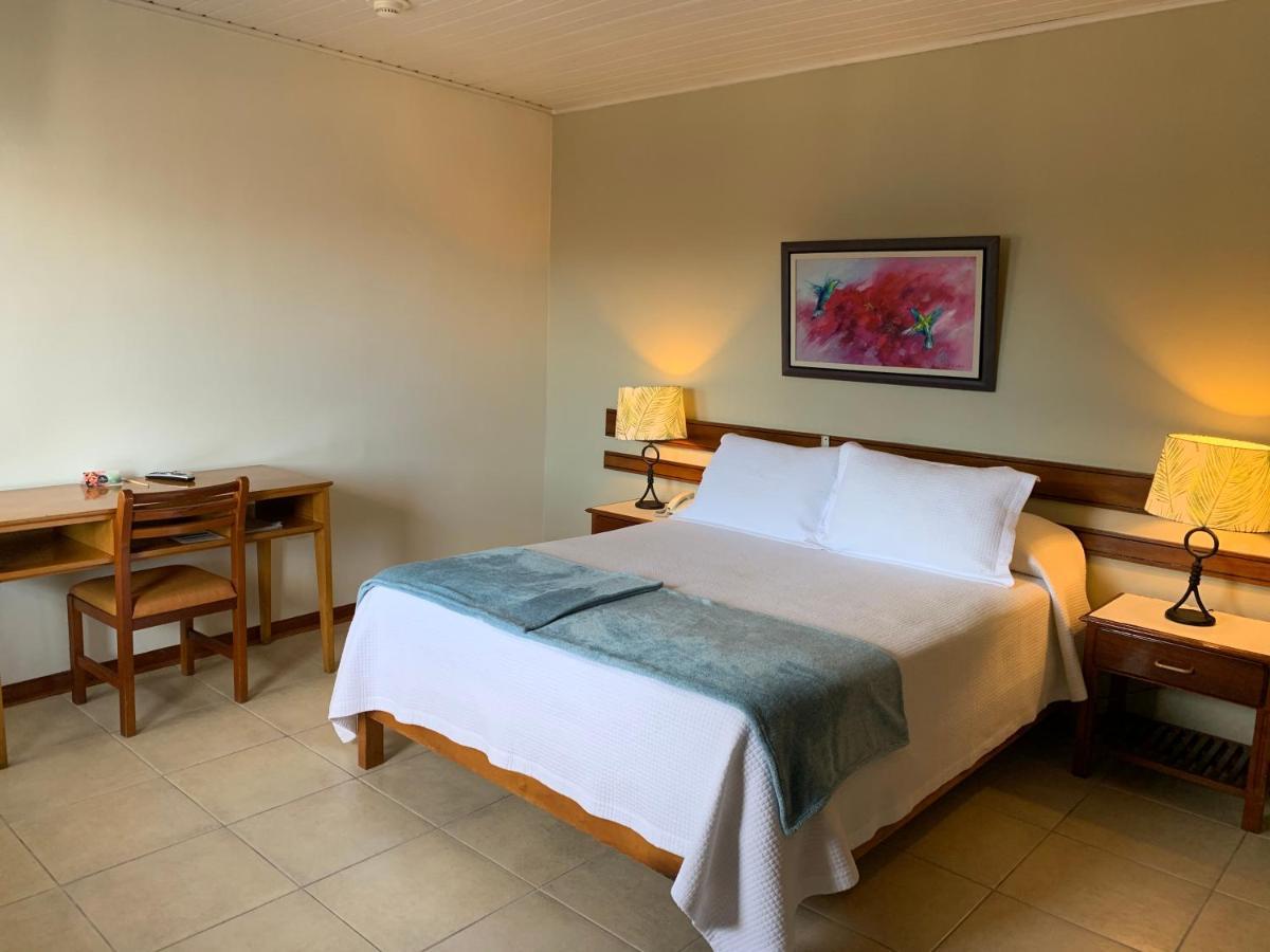 Hotel Acosta Iquitos Ngoại thất bức ảnh